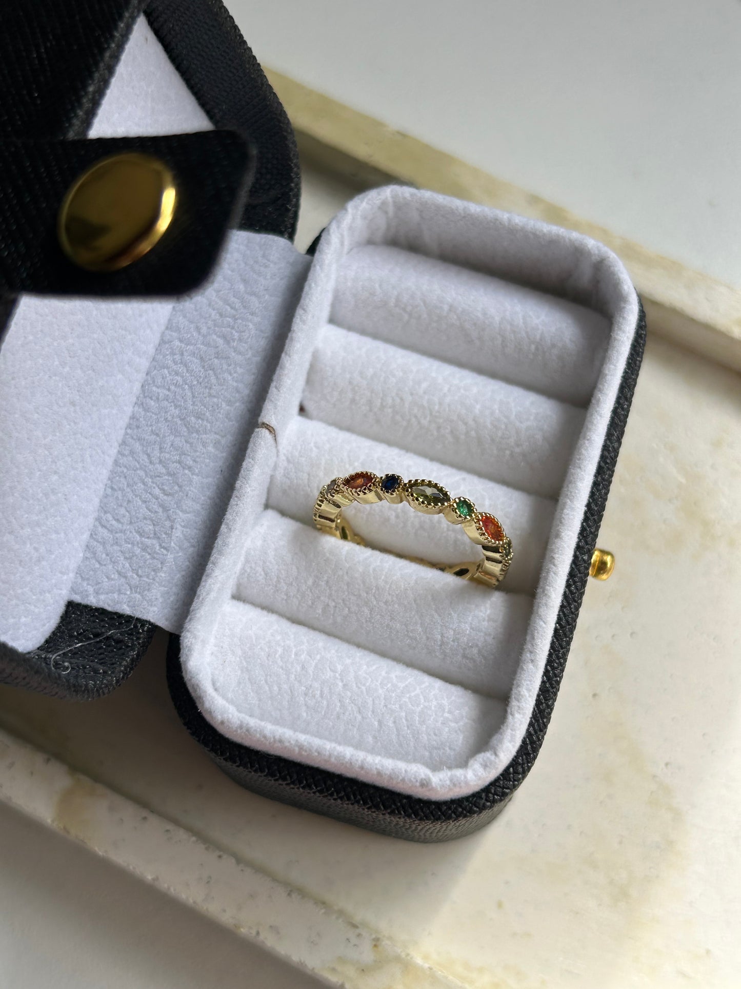 Rainbow ring