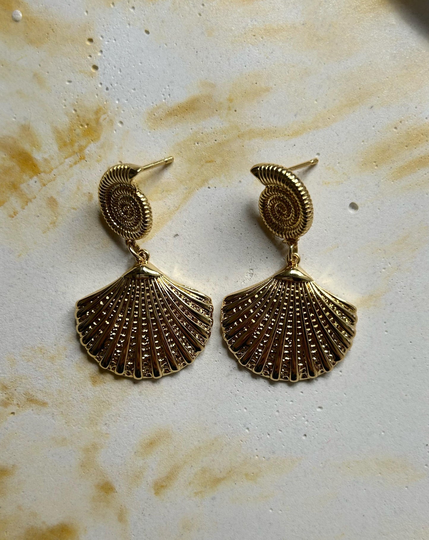 Conchal earrings